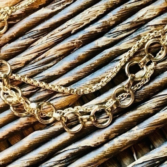 ✨💛 Gold Tone Three Chain Multi Chain Bracelet Slider ✨ - Picture 3 of 8
